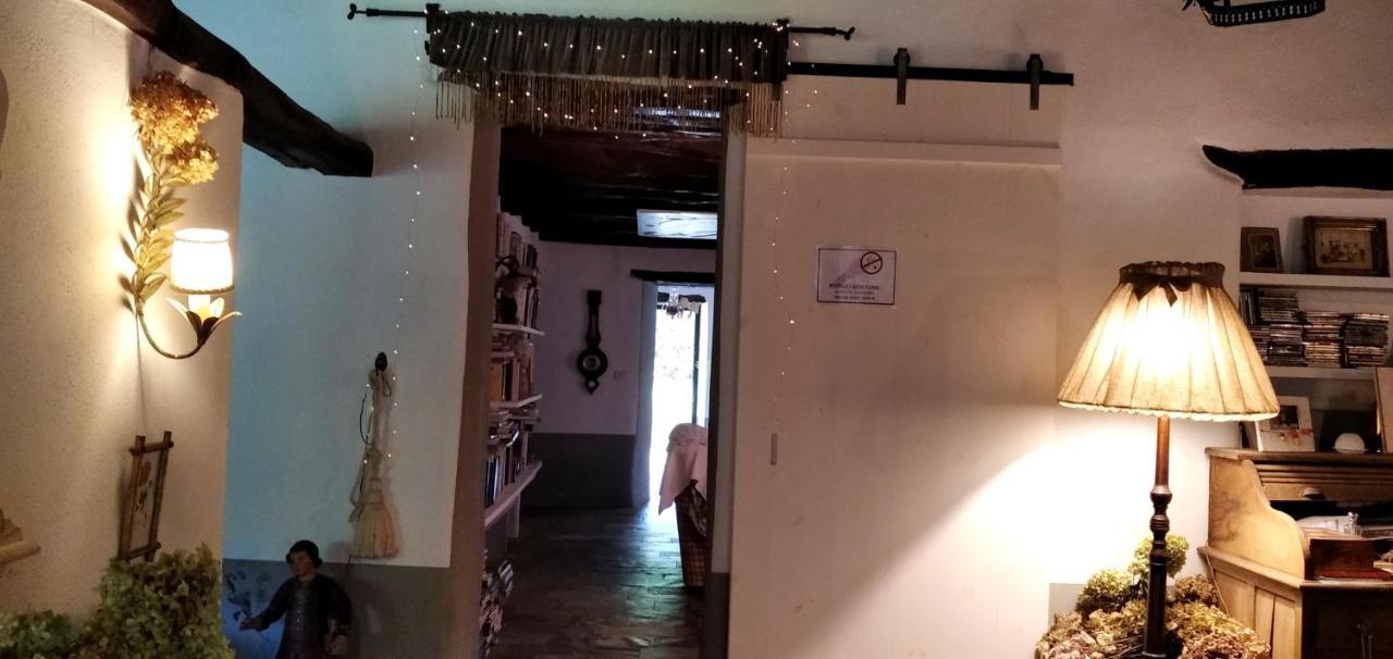 A Cortina De Cantalarrana リバデオ エクステリア 写真